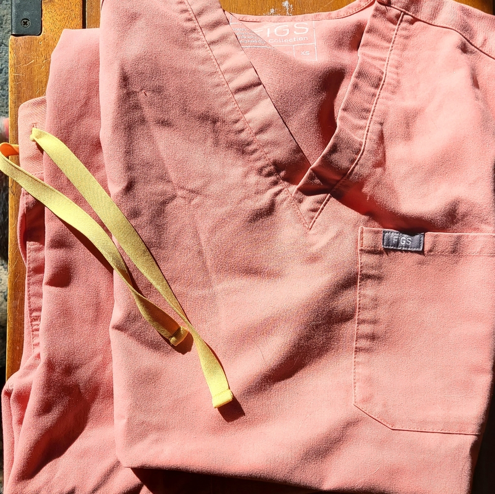 FIGS Scrubs